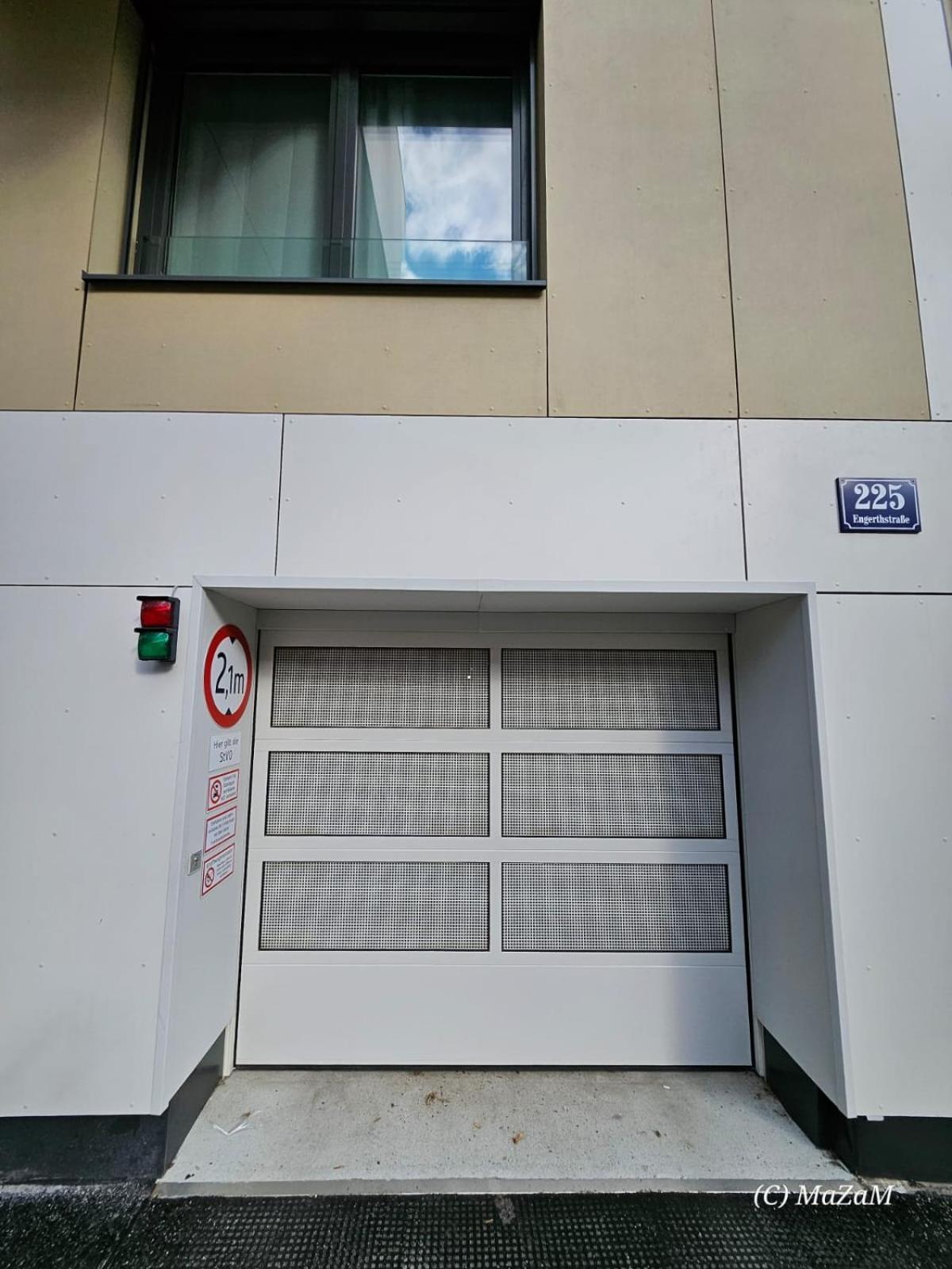 Zoder Apartments Wina Bagian luar foto