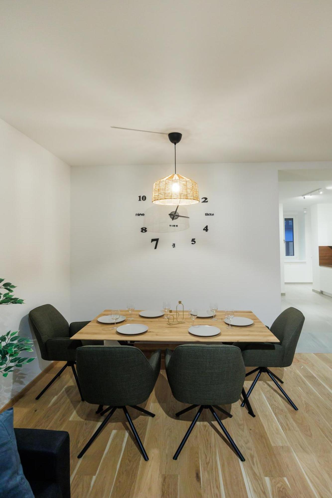 Zoder Apartments Wina Bagian luar foto